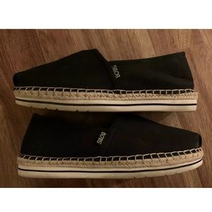 Bobs from sketchers black summer loafers size 10